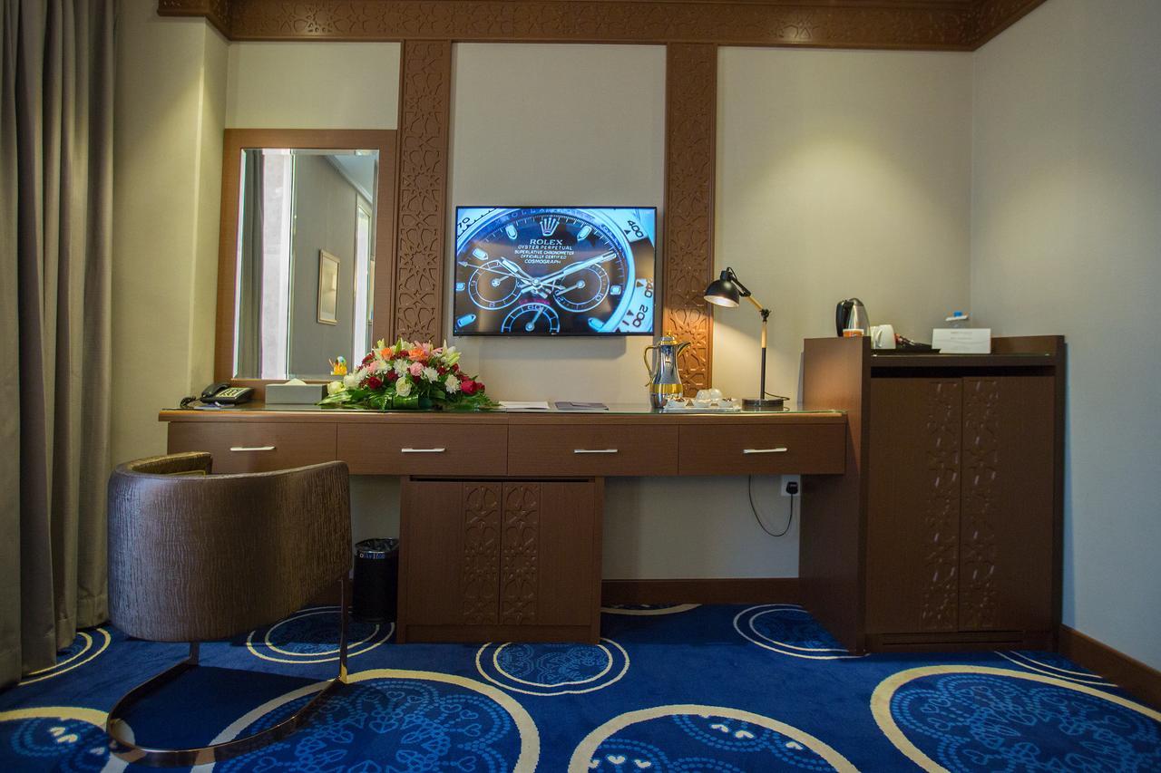 Swiss In Tabuk Hotel Buitenkant foto